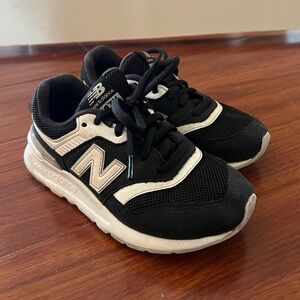 New balance 997H little kids size 12.5